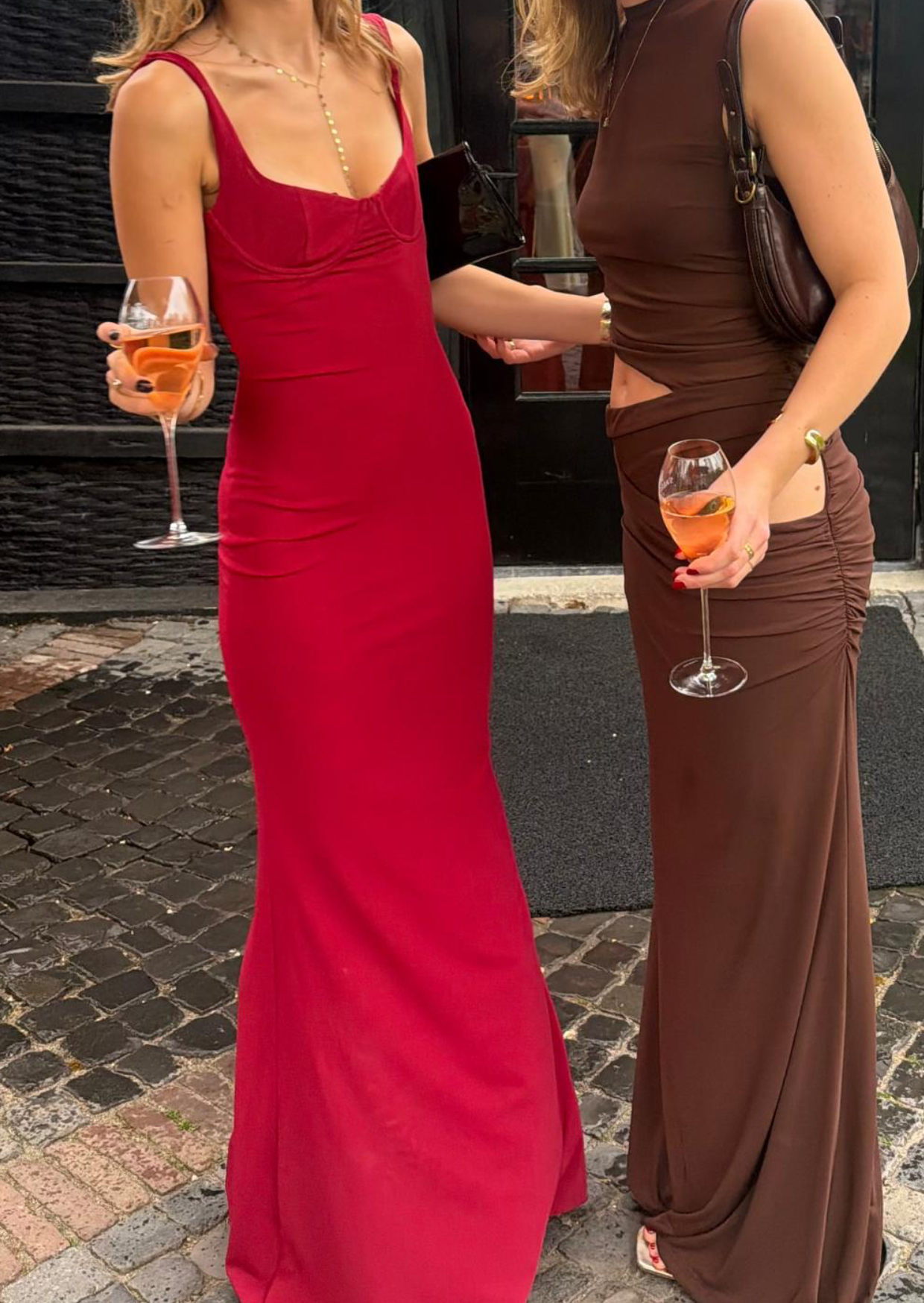 Scarlet Sculpt Maxi Dress - Pineloue