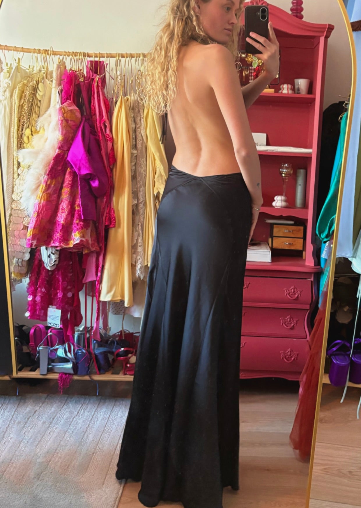 Midnight Backless Satin Maxi Dress - Pineloue