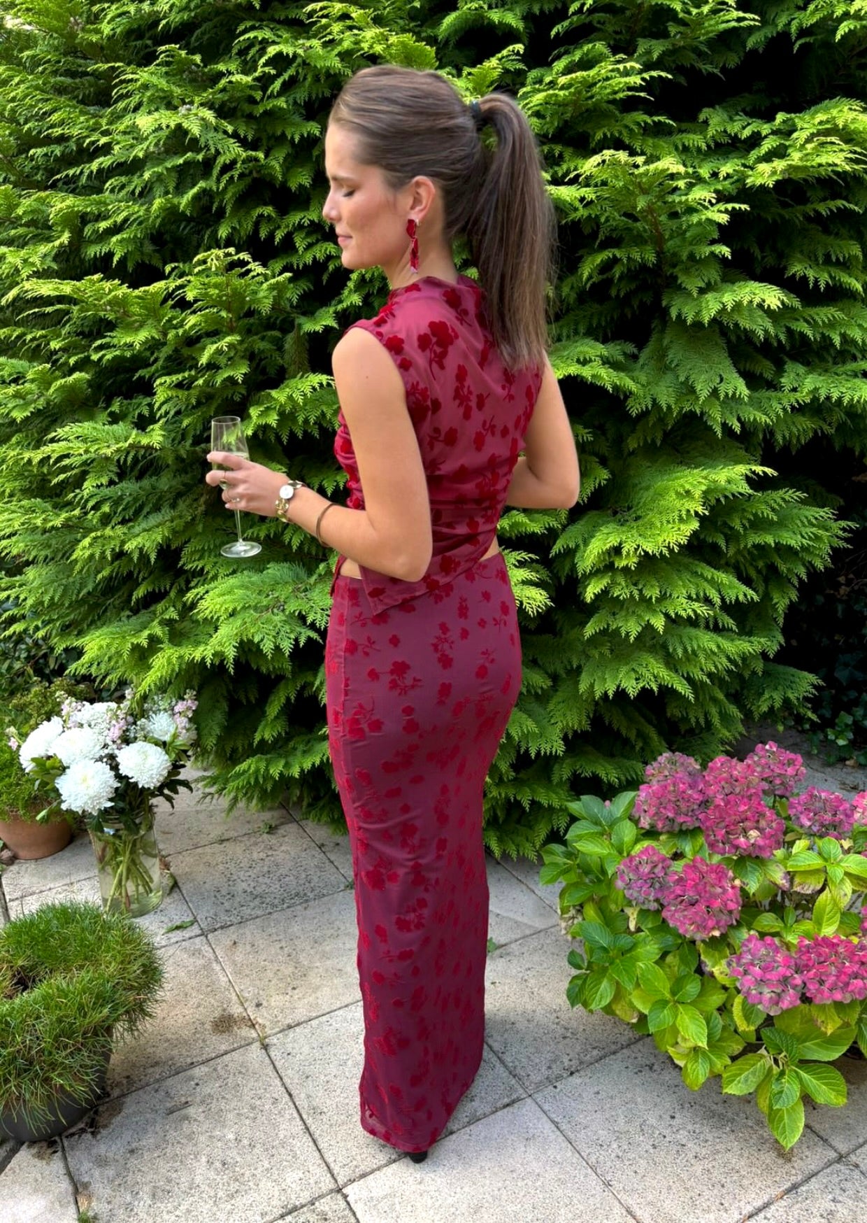 Achterkant van de flower co ord van Pineloue