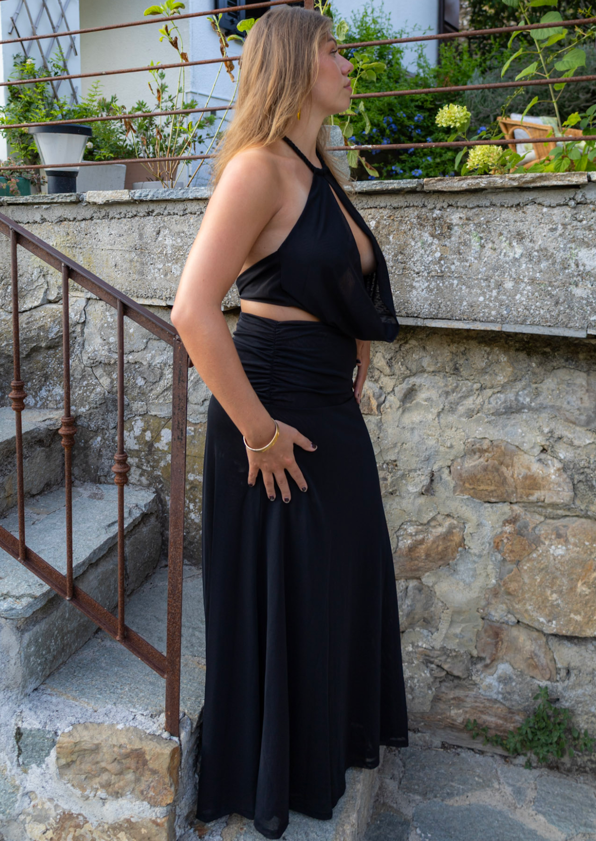 Noir Eclipse Maxi Dress - Pineloue