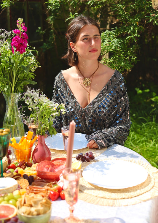 Diner? Huur nu de Disco Dusk dress bij Pineloue!