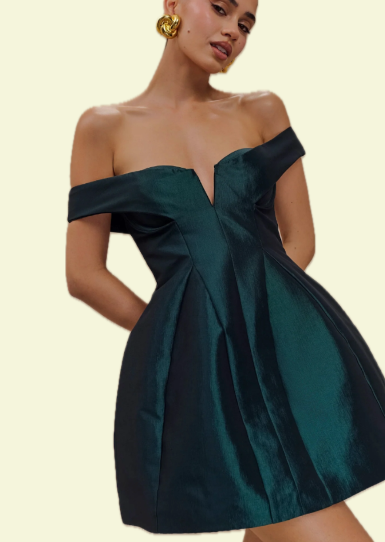 Emerald Off Shoulder Mini Dress - Pineloue
