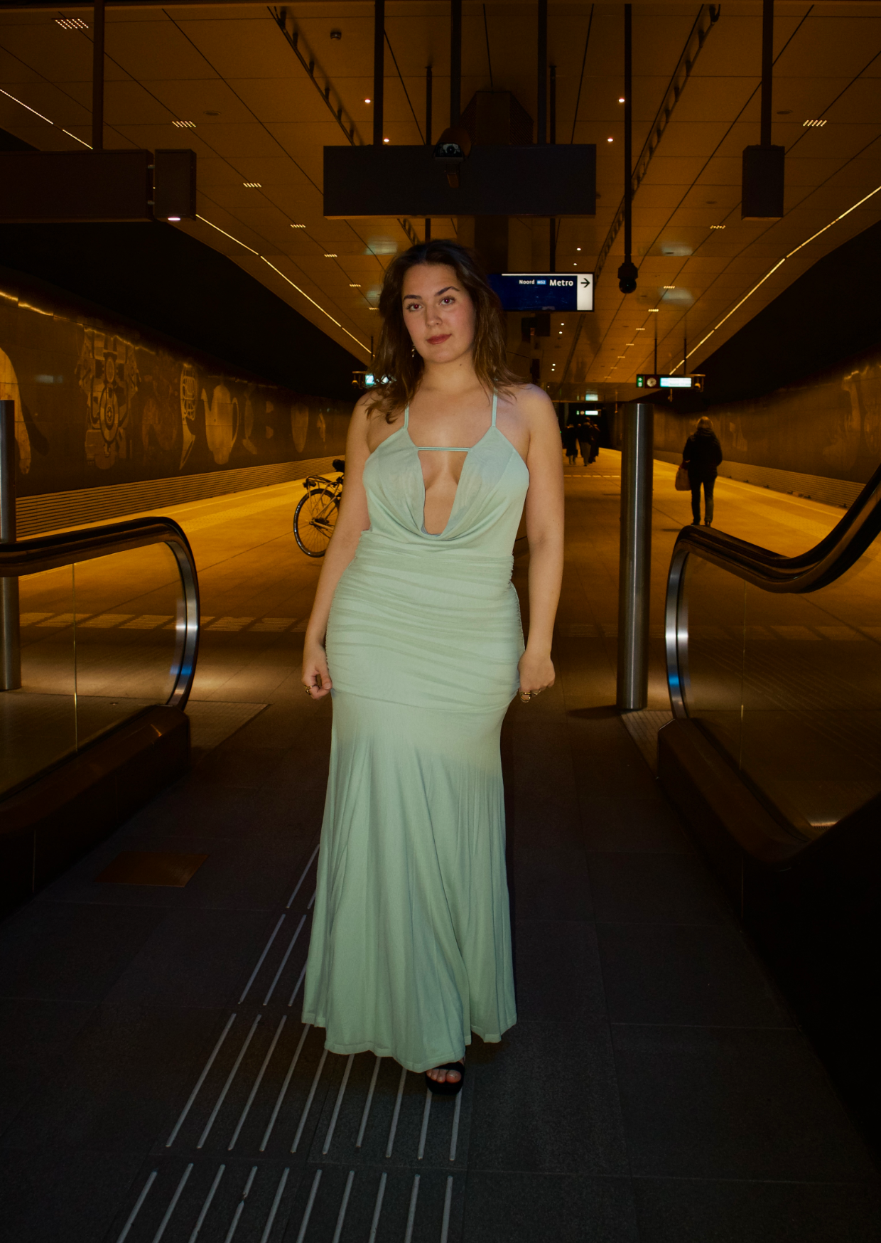 Sage Plunge Maxi Dress - Pineloue