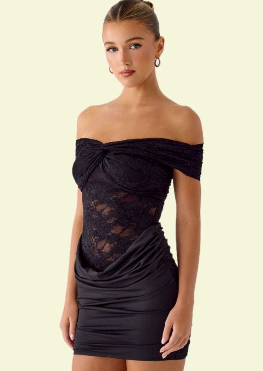 Noir Lace Mini Dress - Pineloue